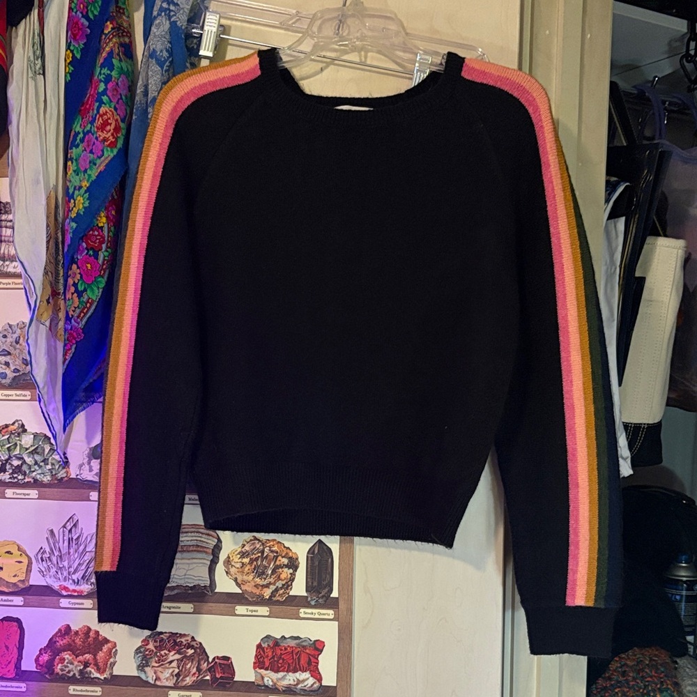 THML Sweater